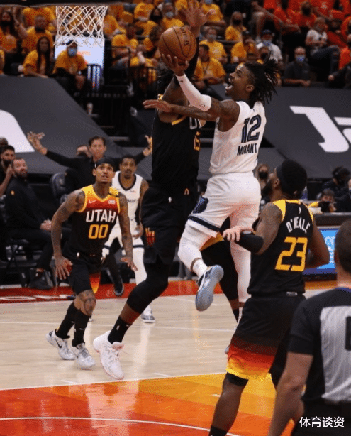 爵士队|轰47+4+7！21岁天才打疯，险22分逆转西部第一，NBA又一个球星诞生