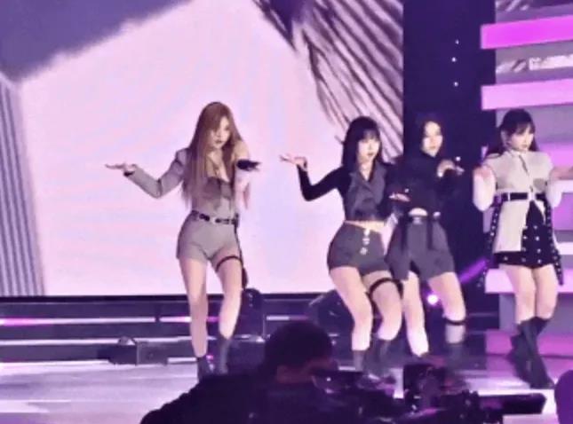 aespa|为何解散后仅她没有活动？因为人气低吗；看到aespa后PD忘了工作？