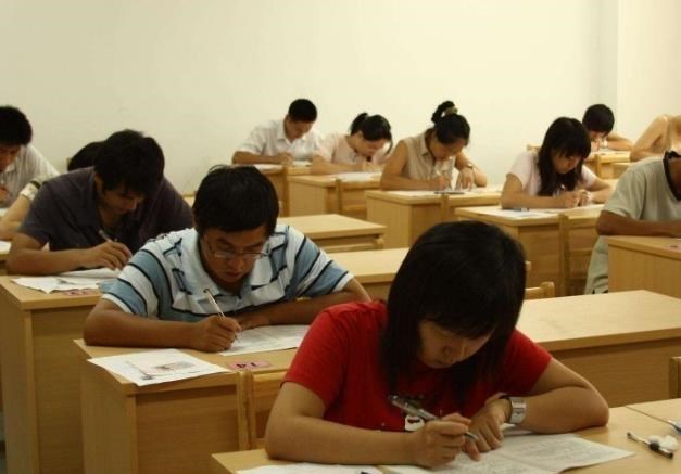 公益|进化版“啃老族”悄然出现，家长不易察觉，反而还为子女感到骄傲