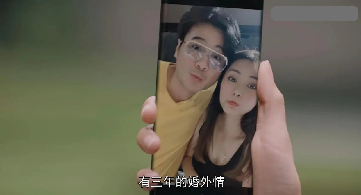 紧急公关|紧急公关：同样是女人，她俩被赞清醒果决，她们仨却让人生厌