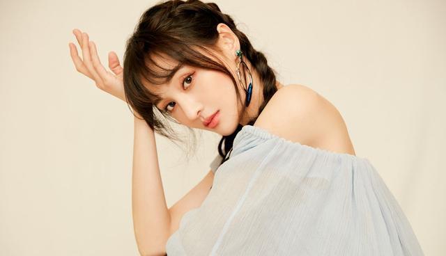 郑爽|郑爽或将面临10亿赔偿，网友纷纷献策让她众筹，还有人劝她嫁富豪