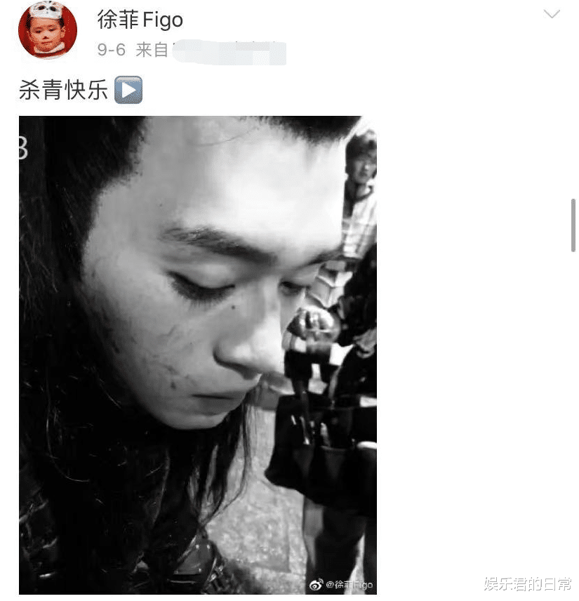 徐锦江|徐锦江儿子罕露面！21岁高大俊朗赶超爸爸，父子合照养眼长腿瞩目