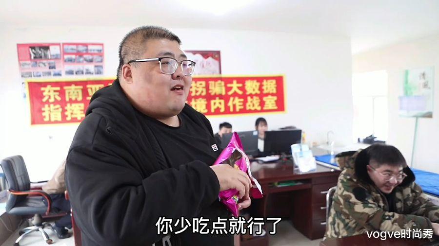 吴京|网红泡泡龙离世后，网友想起敬汉卿，被称为“死神之子”的男人