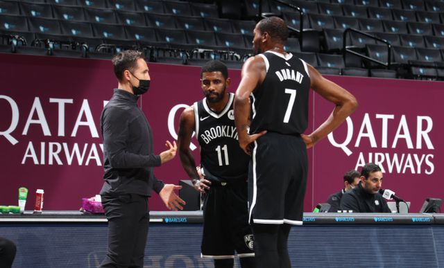 凱里·歐文|歐文深夜發文暗指更衣室矛盾！疑似不滿杜蘭特球隊地位，哈登全程沉默不語！