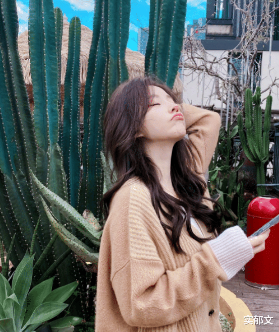 实郁文 寻求多变风格？冯提莫二专将正式发行，跟以往风格会不一样吗？