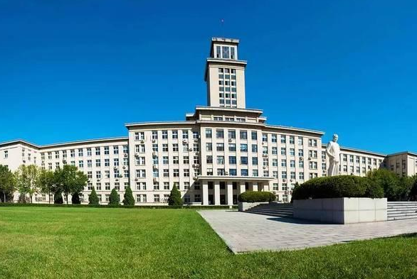 安妈育儿日|985高校“等级”排名公布，清北稳居第一等级，中国人大成黑马