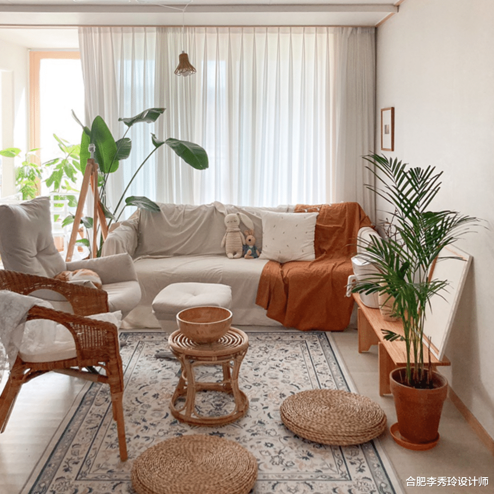 |同样是100㎡左右，她家客厅不放电视，阳台多功能设计，好住多了