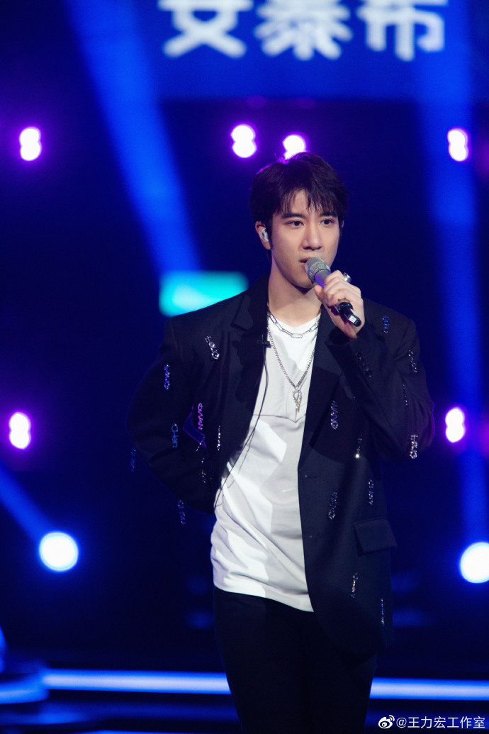 王力宏|导演刘信达举报王力宏税务问题，举报信将寄出！