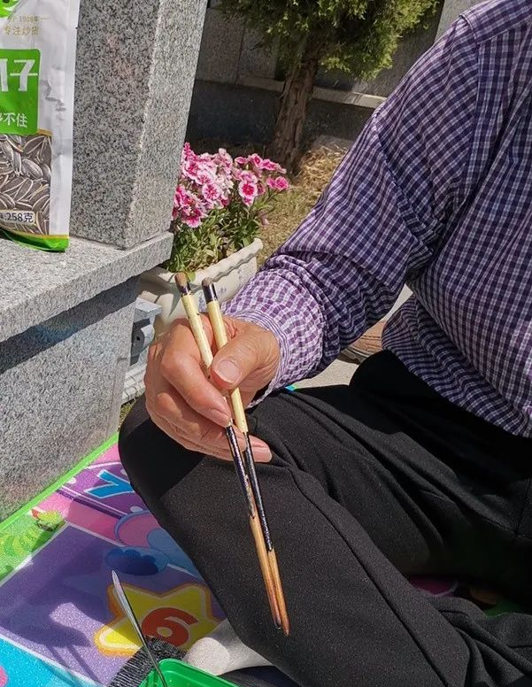 锦州快报 “万能的网络，我想找回一双筷子”，之后的故事太暖