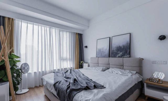 80㎡北欧风，特别耐看！头一次见餐厅背景是黑板墙！