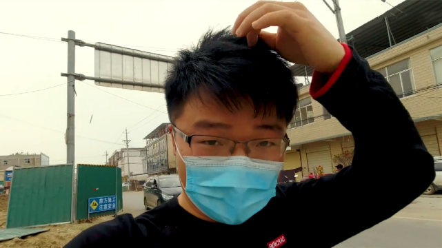 徐大sao|徐大sao开始整活，粉丝数据呈波浪线，评论区上演无人生还