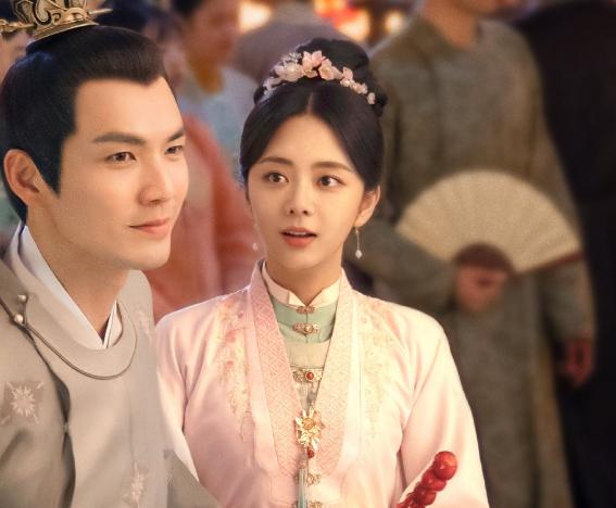 谭松韵|《锦心似玉》强势来袭，本以为谭松韵够美了，却被一众女配吸粉！