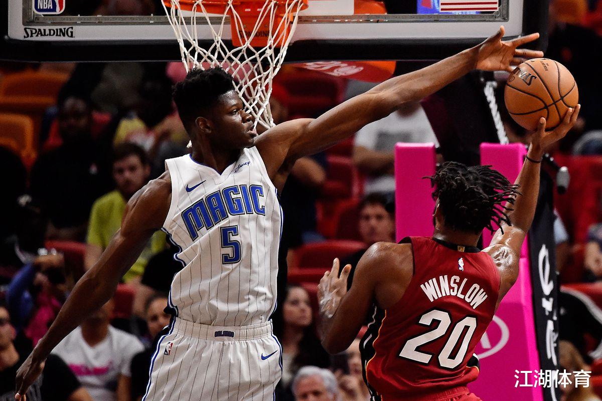 勒布朗·詹姆斯|任督二脉被打通了？18届状元大热，终于兑现天赋，3场48板9帽