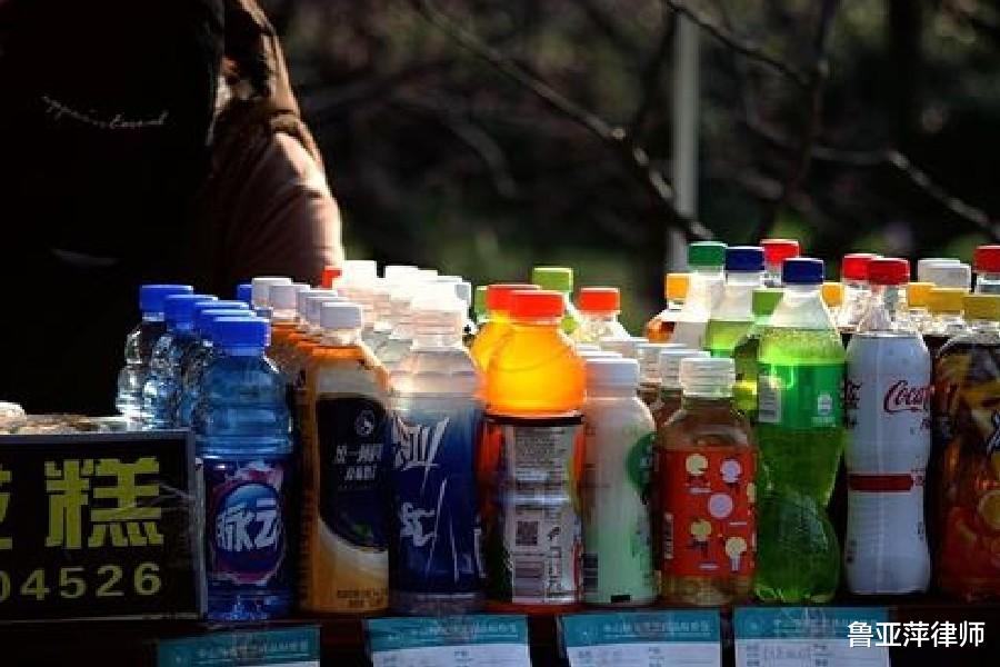 继母 17岁打工妹被16岁男友勒死，只因一瓶纯净水