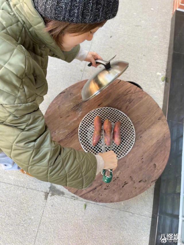 孙俪|邓超淋雨剪葱一棵不剩被孙俪安排全天吃葱，自侃“葱动”逗笑老婆