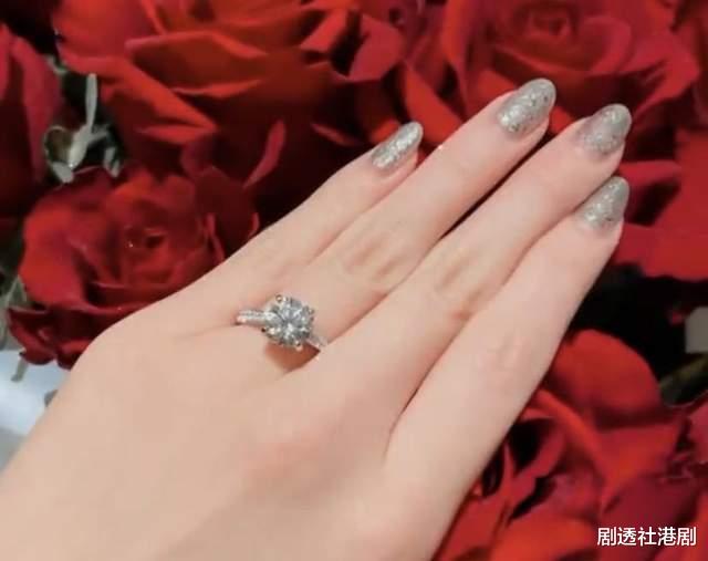 王力宏|恭喜!又一气质港姐宣布嫁人,自曝一年无工作将退圈做回老本行