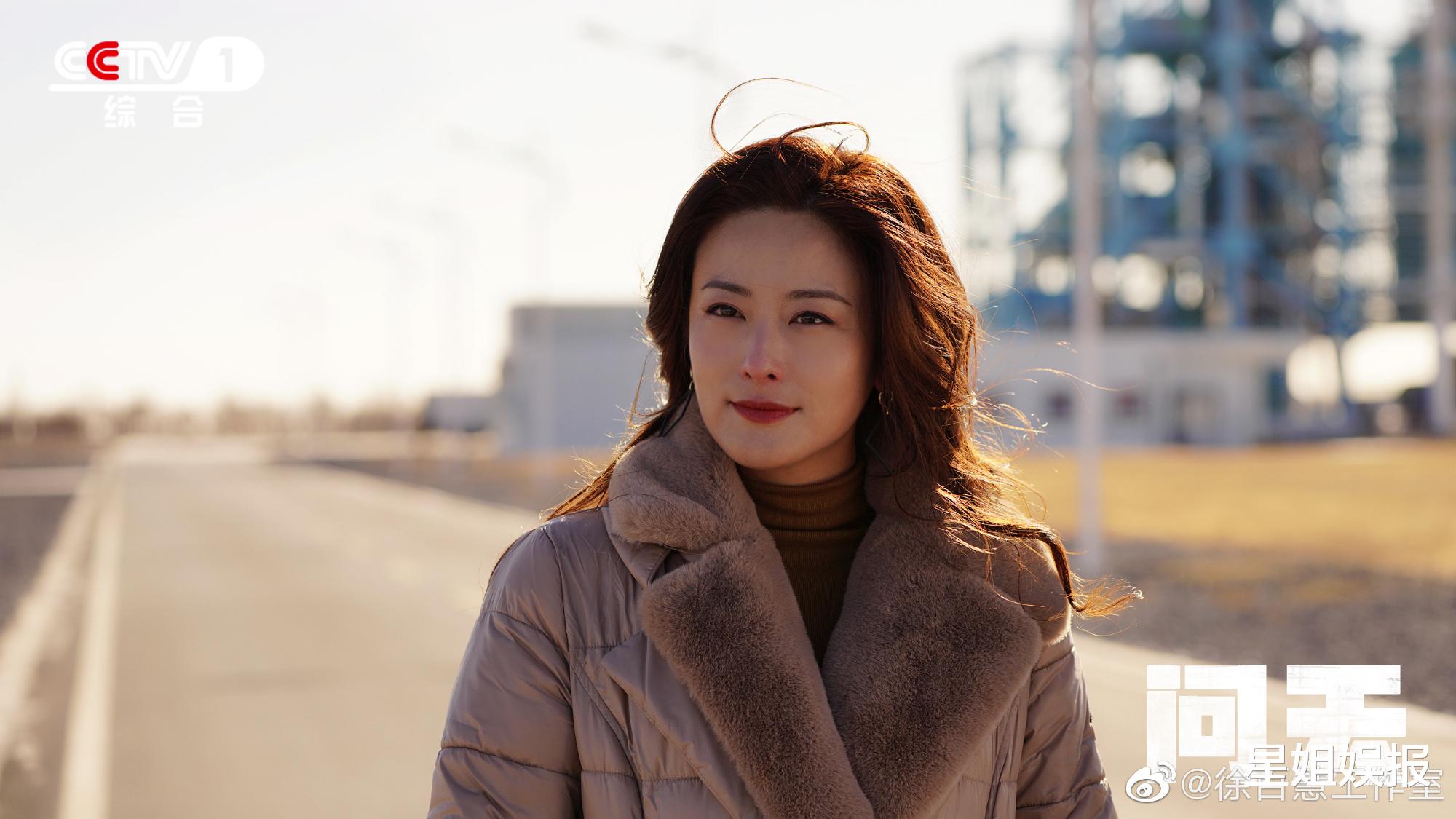 唐嫣|唐嫣大学室友兼伴娘，演过《延禧攻略》《芈月传》，出道17年都没火！