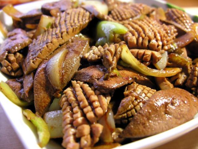 乐禹萱|提醒家人：不想血脂升高，这三种食物要少吃，以免血脂超标！