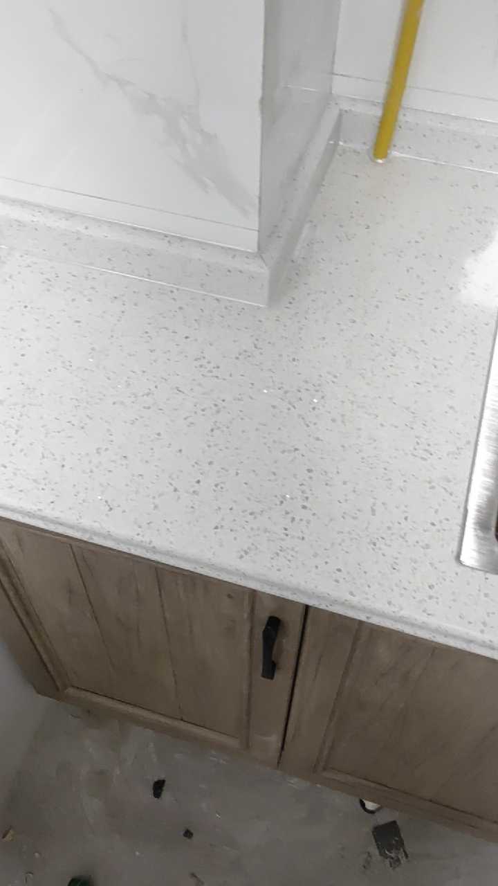 |橱柜台面太脏看不下去了，父母告诉我，这样洗轻松又干净，真好用