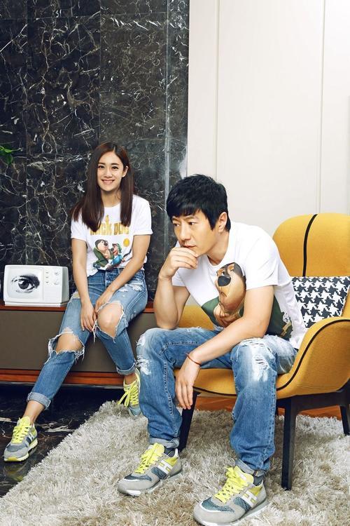 郑钧|郑钧：我20岁时，追我的女孩手指脚趾加一起都数不过来