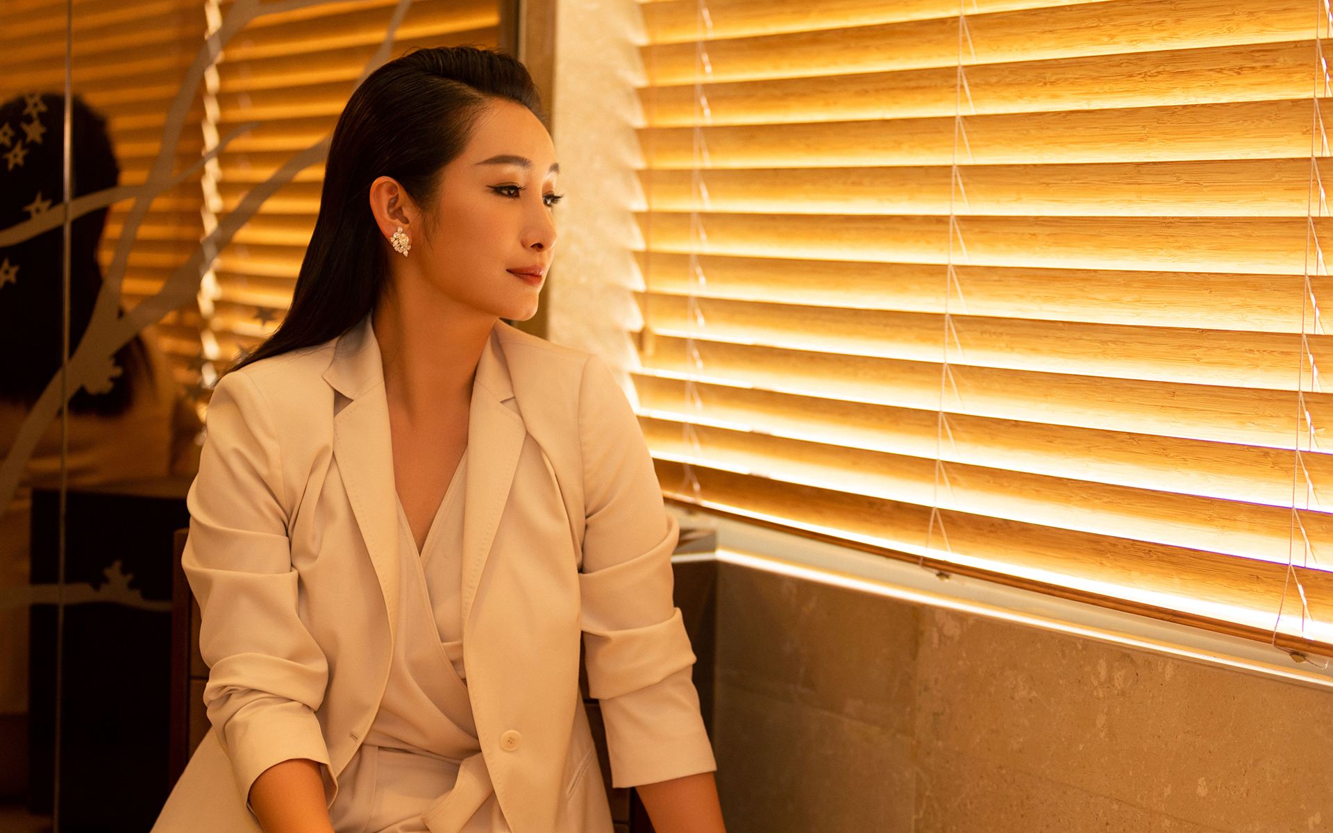 秦海璐|七月男友过往恋情被曝光？《雪中悍刀行》赶客？秦海璐新剧抢戏？