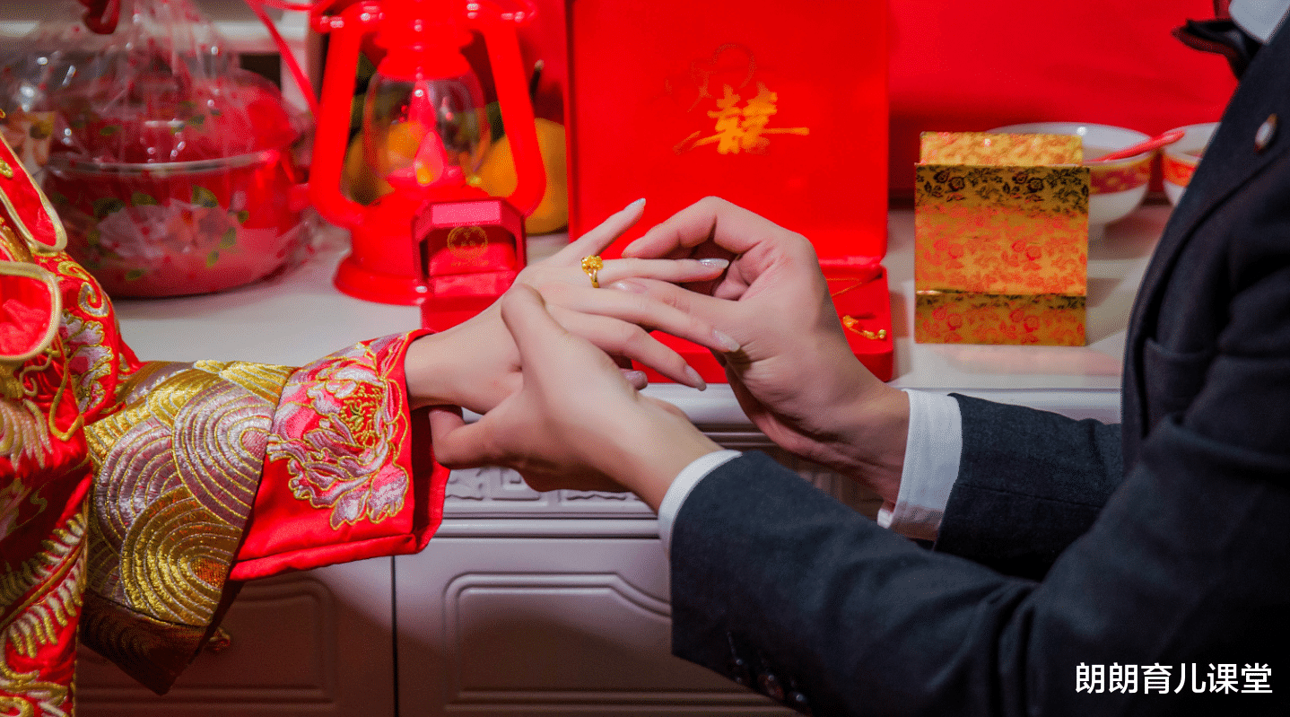 朗朗育儿课堂|2021年“男性不娶榜单”更新，“扶弟魔”落后，“三无女”冲到首位