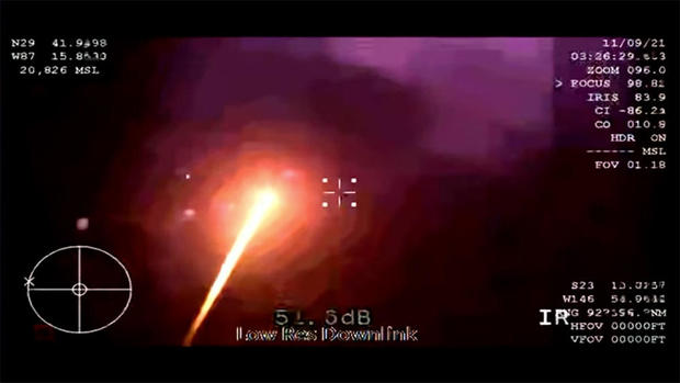 空间站工作人员以壮观的夜间重返地球