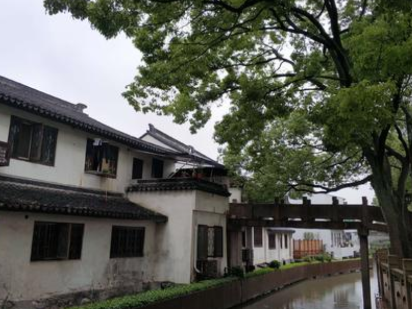 古镇 上海有个600年的古镇，曾花1500万改造，如今风光不输南浔