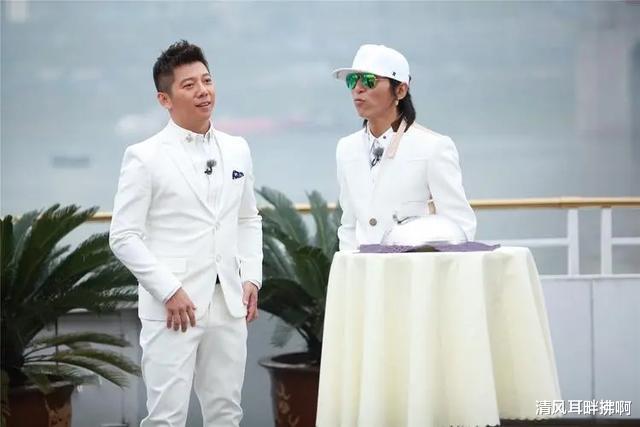 胡海泉|胡海泉:拥有57家公司,是李佳琦幕后老板,唱歌只是小副业