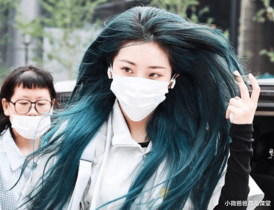 小微爸爸育儿课堂|女生晒出“考研前后”对比照，形象反差大，网友：是一个人？