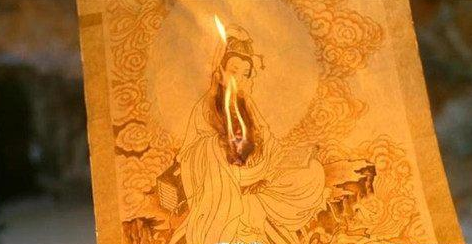 周星驰|盘点周星驰粗心留下的8大穿帮镜头，到现在都成了经典！