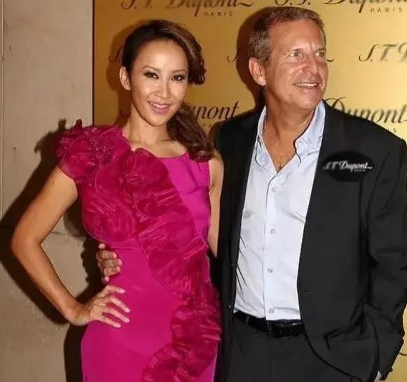 李玟|面对男友布鲁斯的求婚，李玟表示：我是不会为你生孩子的，我只想过二人世界。