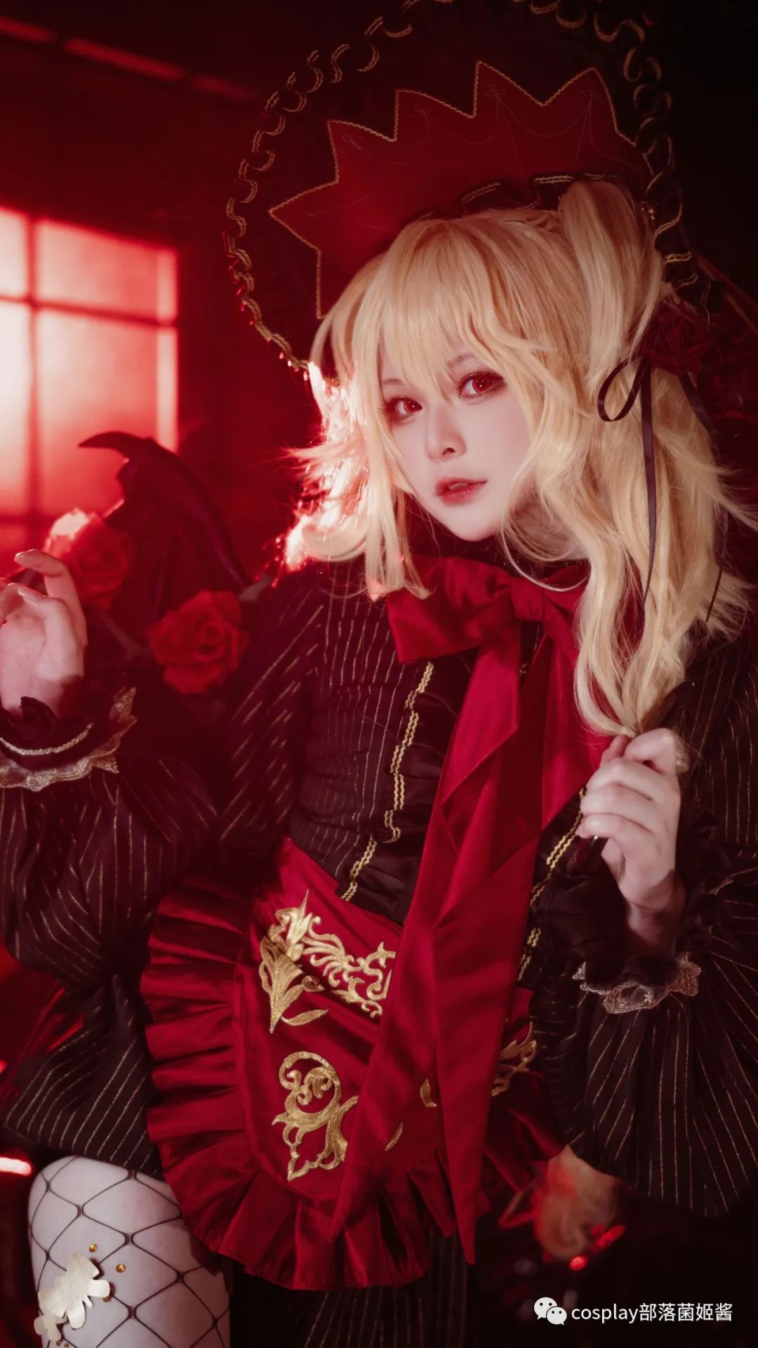 |cos:四叶草剧场卡塔琳娜和米诺朵拉cos正片