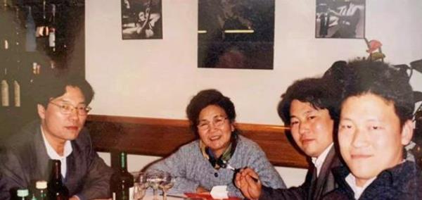 赵丽蓉|“小品女王”赵丽蓉:60岁登春晚,二婚改嫁小叔子,一生勤恳敬业