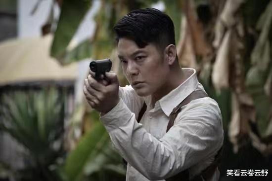 傅程鹏|妻子用21年成就他，名利双收后爱上嫩模，再婚改了名字真是渣男