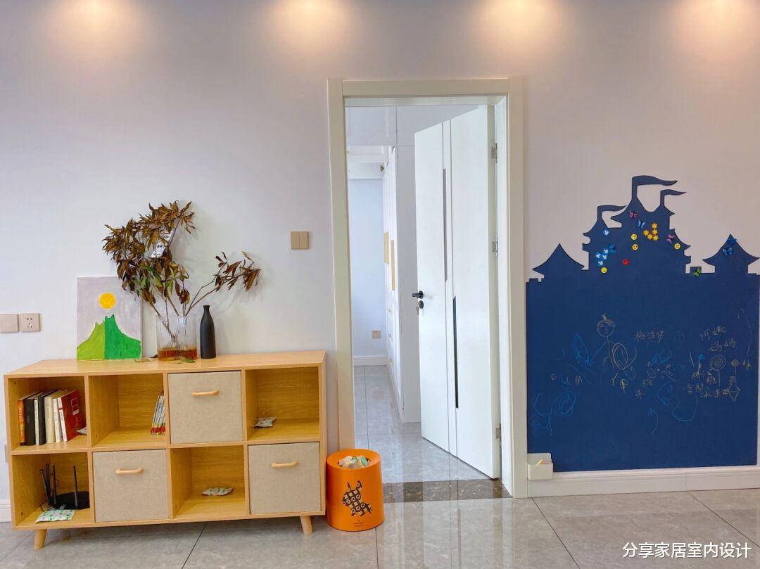 |60平北欧风格新房，墙面刷网红灰，全屋很漂亮，一家人都很满意！