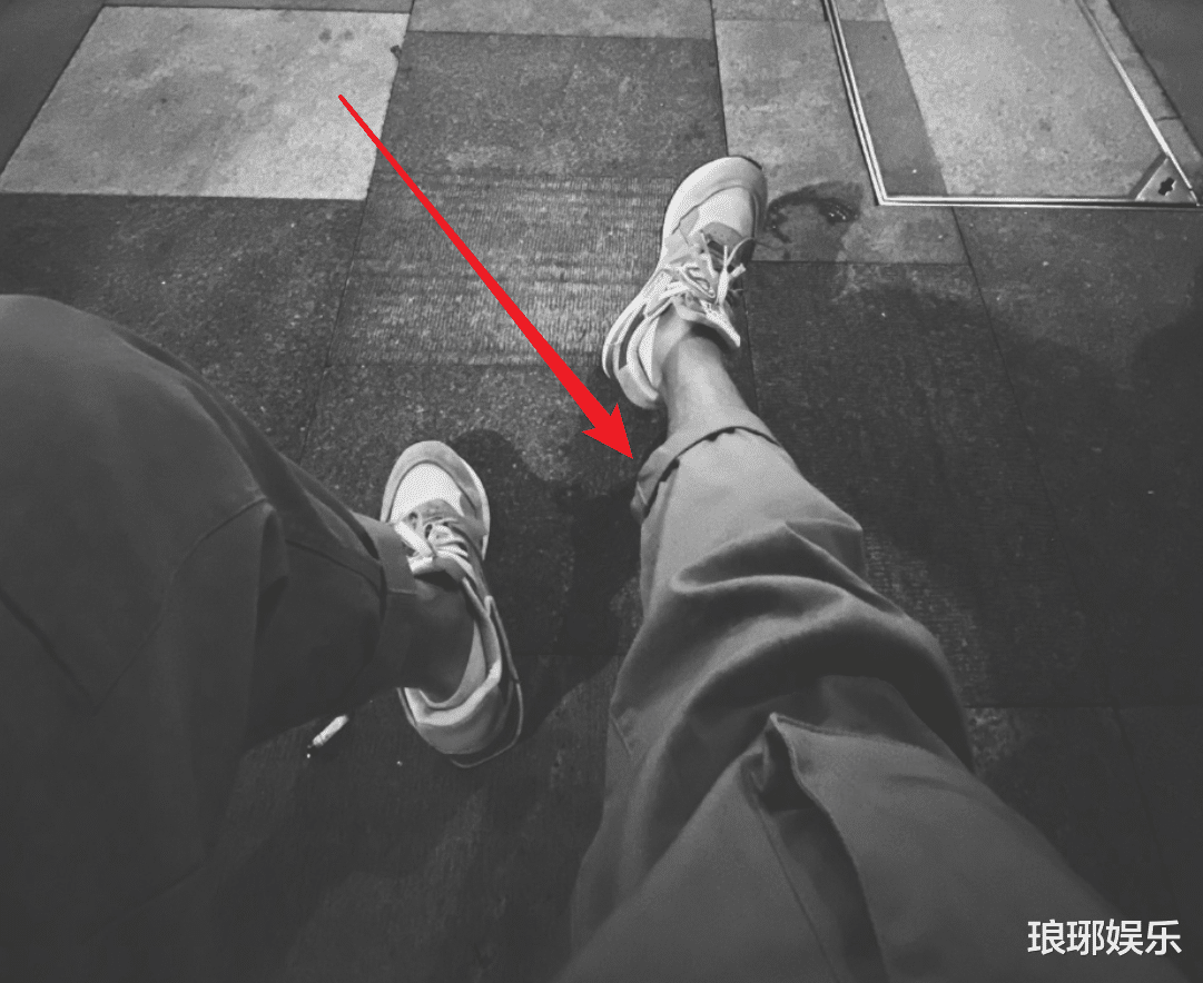 华晨宇|张碧晨孩子落户那天，谁注意华晨宇深夜发的动态？才知道有多离谱