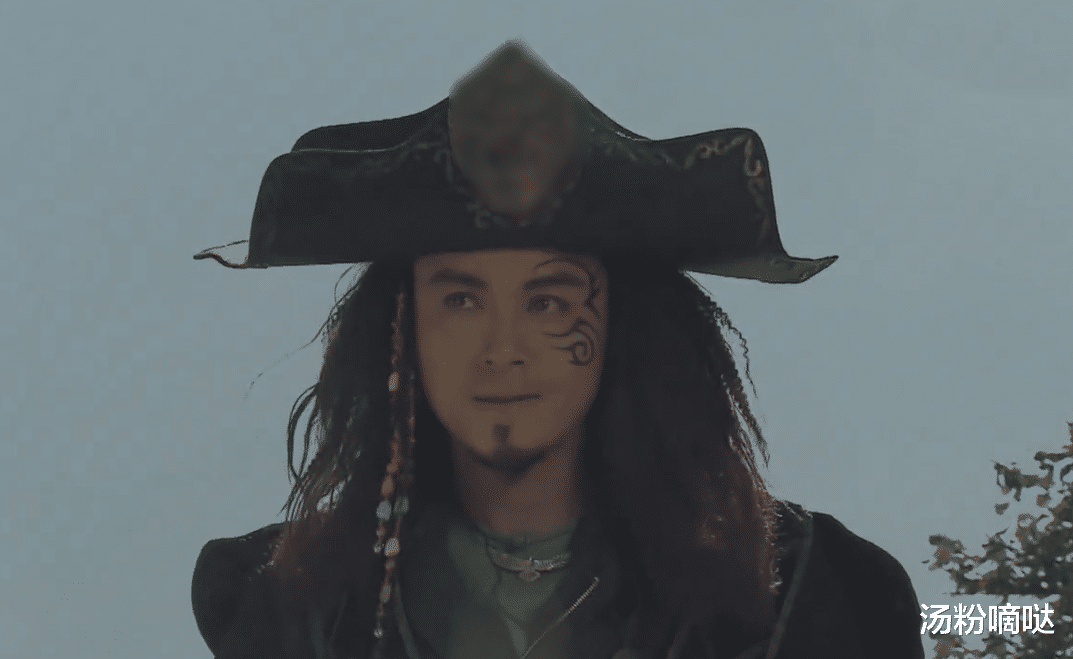 张保仔|瞪眼、面部狰狞没演技，6年前的这部TVB穿越剧，女主被吐槽太尴尬