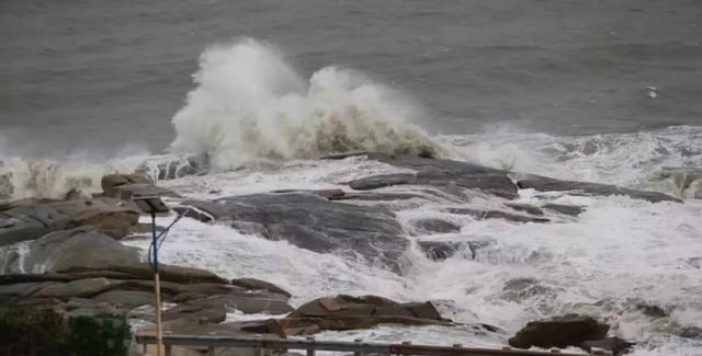 暴雨 我国遭遇特大“暴雨”，全球极端气候频发，到底是什么原因