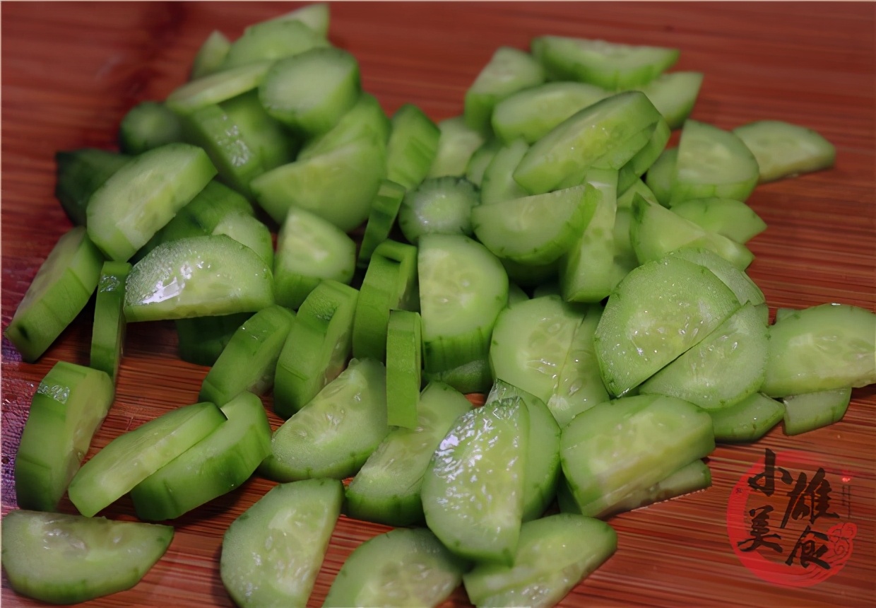 黄瓜|苹果和黄瓜这样搭配，让你3天快速刮油减脂瘦身，轻松甩掉大肚腩