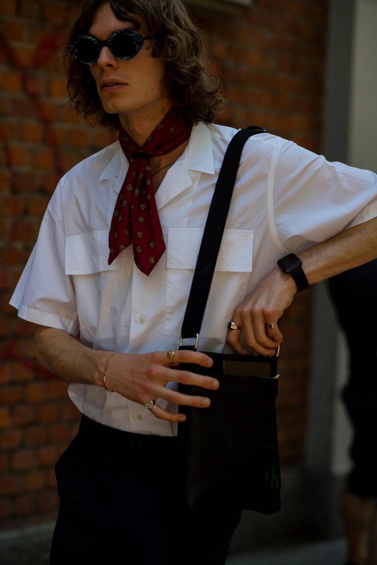 刘美华时尚|男生夏季穿搭怎样搭配颜色更高级?几种色彩搭配方案呈上,必收藏