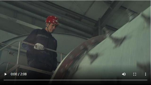 中工网 这里是新疆丨亚合亚：快乐的车间舞者