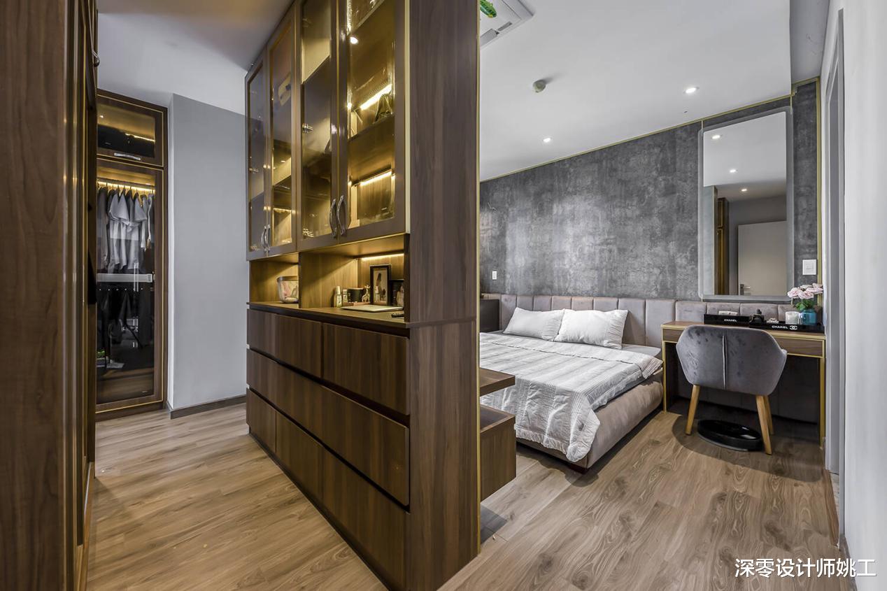 舒适的4口之家，用电视柜来隔断看着整洁清爽，太让人心动了