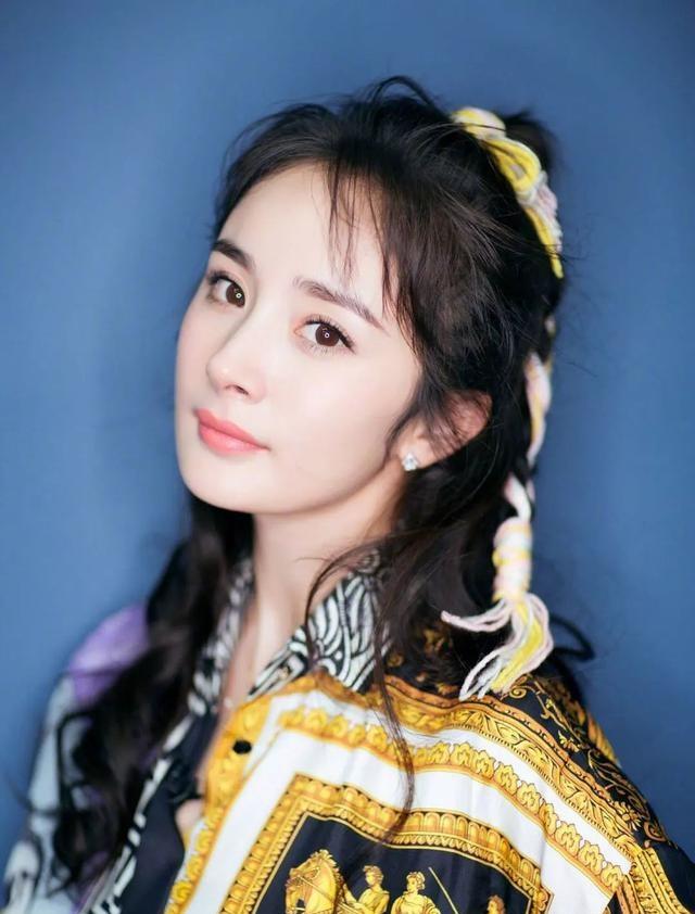 愿你快乐|小碎发到底有多重要?美如杨幂、迪丽热巴,都在靠它修饰发际线