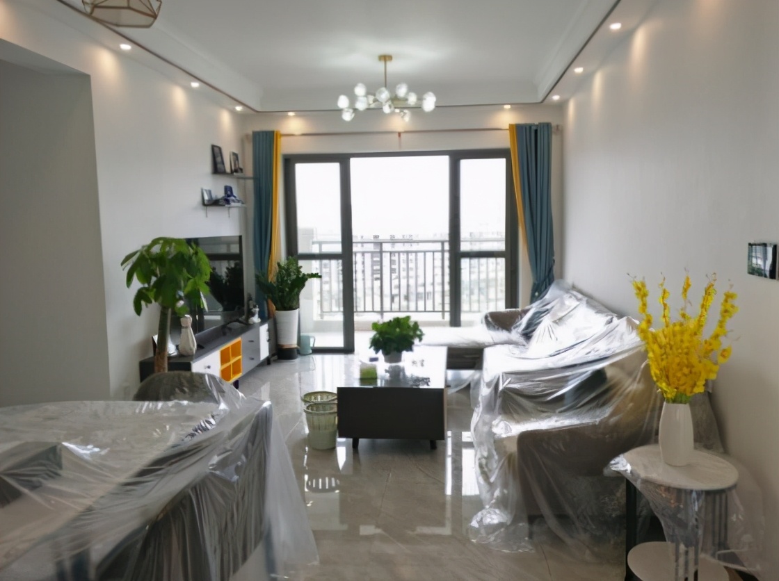 110平简装新房完工，入户花园超大，全屋简约装修十分温馨大气