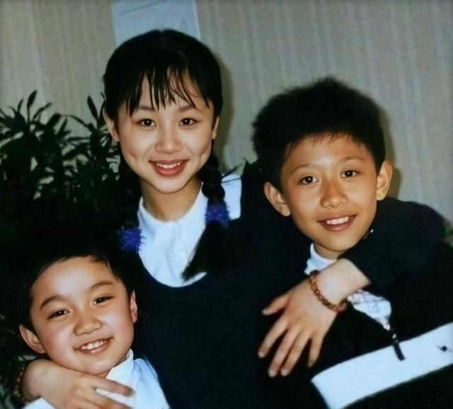 天上有个太阳 张一山踩点为杨紫庆生,晒出另类合照超感人,暧昧表白爱你如初雪!