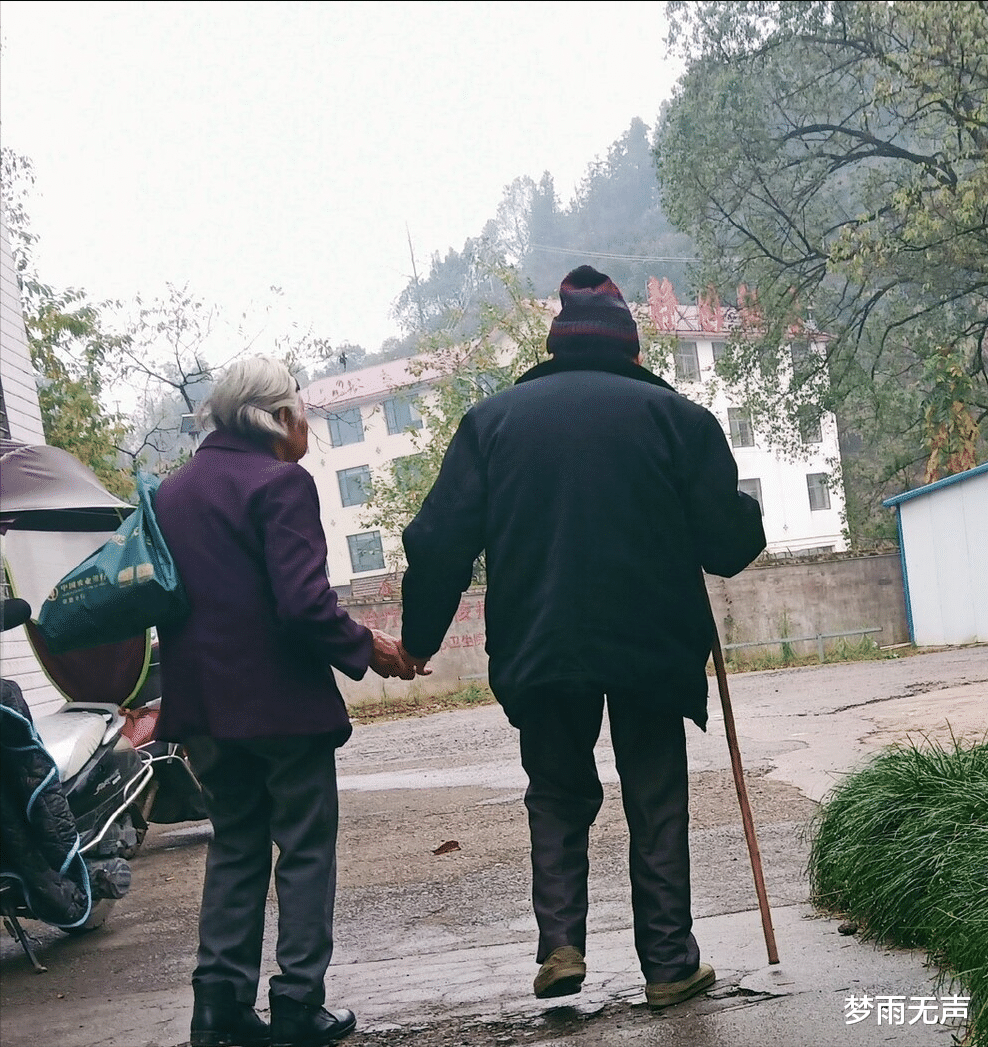 |无论是婚姻还是职场，敢于自我反省的人，才能把人生的路走得更好