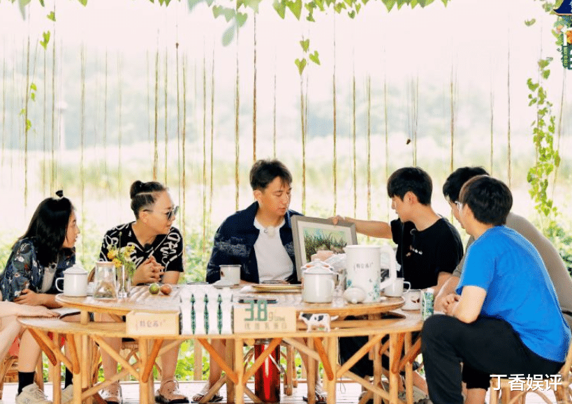 张艺兴|《向往的生活5》正式定档！嘉宾阵容超令人期待，老熟人来了！