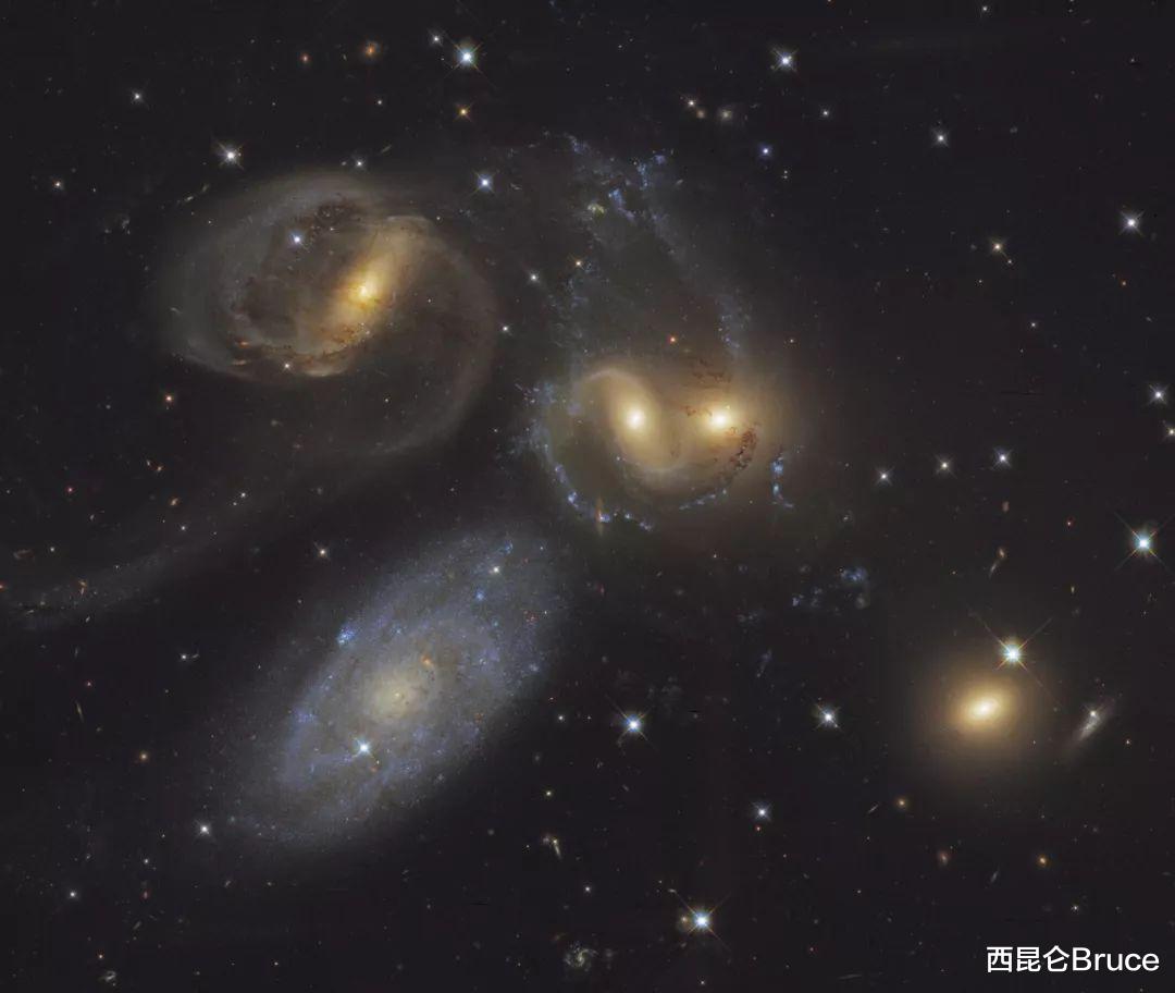 行星|宇宙的超星系团为何是羽毛或者织物状呢？这一切形成，是偶然的吗