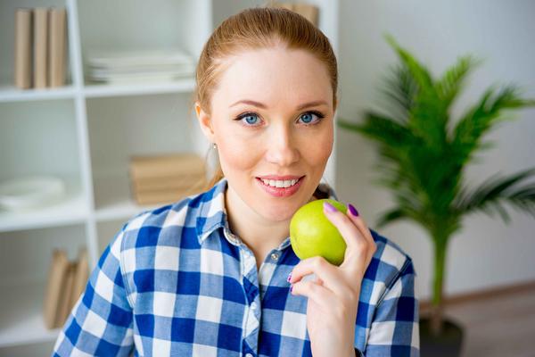 苹果|每天一个苹果吃出病？苹果虽好，但并不是所有人都适合
